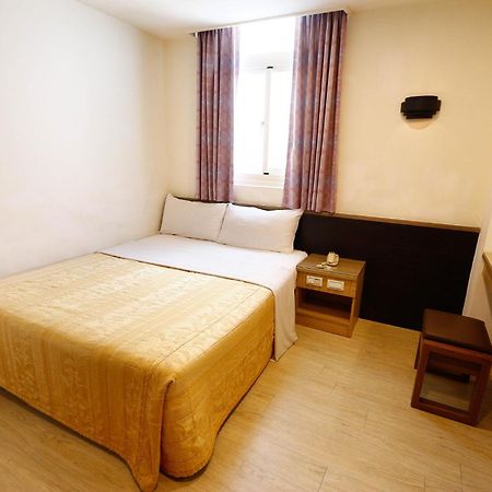 D.Y. Hotel Taichung Luaran gambar